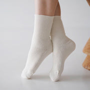 Hakne Wool Cashmere Ribbed Socks | Oatmeal