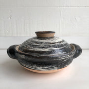 Hakeme Donabe by Nagatani-en