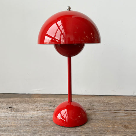 Flowerpot Rechargeable Lamp | Vermilion Red