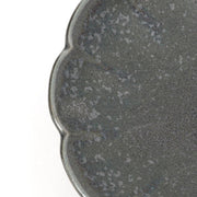 Mino Ware Mini Plate Chrysanthemum | Black