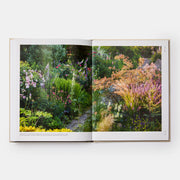 The Seasonal Gardener by Anna Pavord