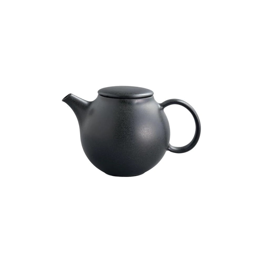 Pebble Tea Pot by Atelier Tete
