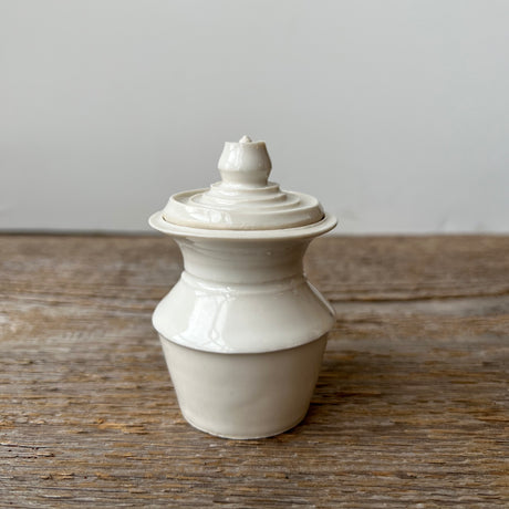 Nina Spring Pot w/ Lid | Ivory #21